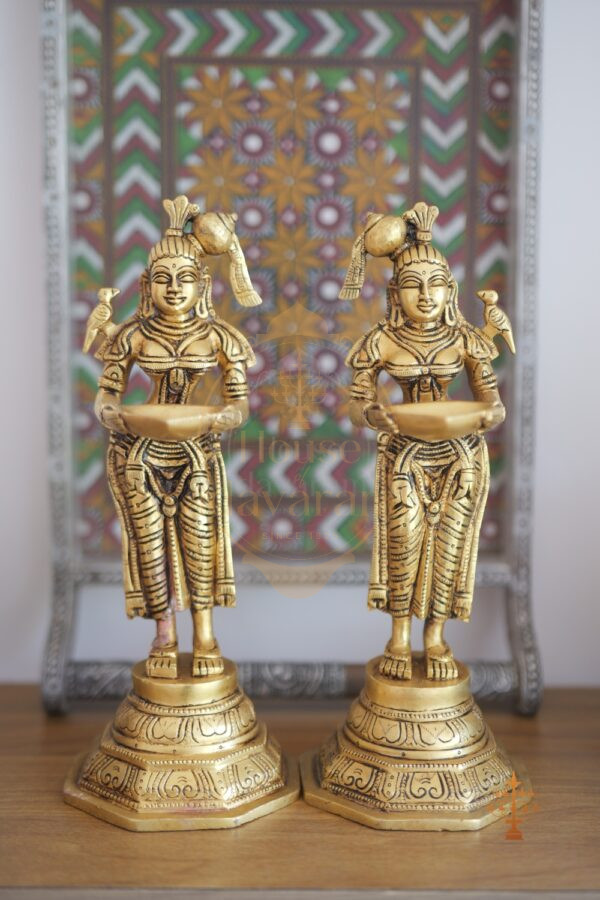 Andal Kondai Deepa Sundari – Paavai Vilakku