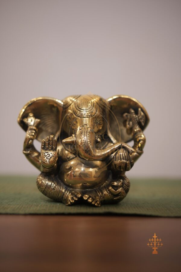 Gundu Ganesha Idol – Round Form Ganapati Statue for Pooja & Home Decor