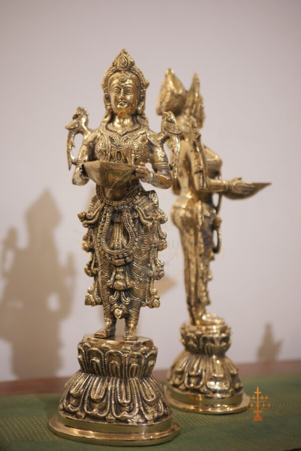Karthika Sundari Paavai Vilakku – 24 Inch Grand Lady Lamp