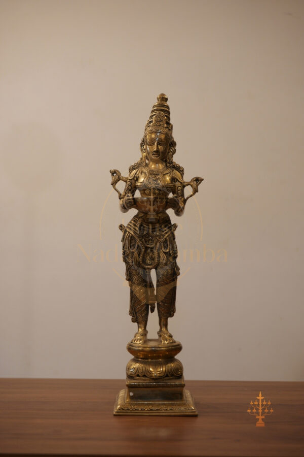 Rajathara Deepa Sundari – Heritage 2 Feet Paavai Vilakku Heirloom