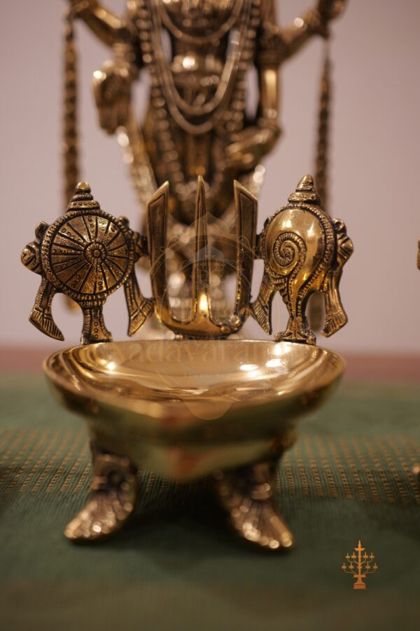 Shankh Chakra Namah Diya – Balaji Solid Brass Sacred Lamp