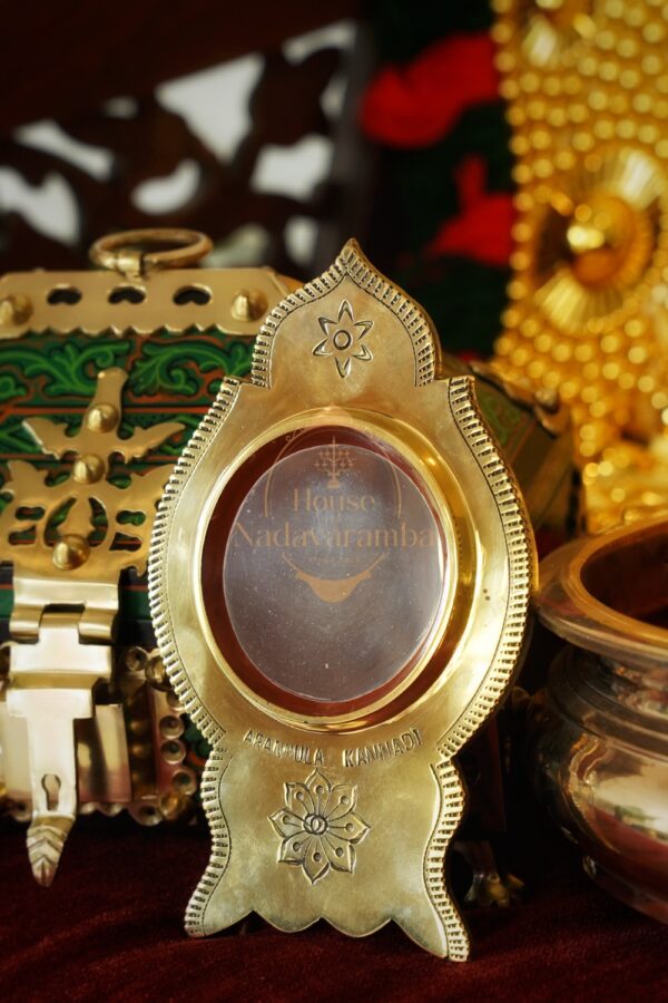 Traditional Aranmula Kannadi 2.5inch Mirror Dia