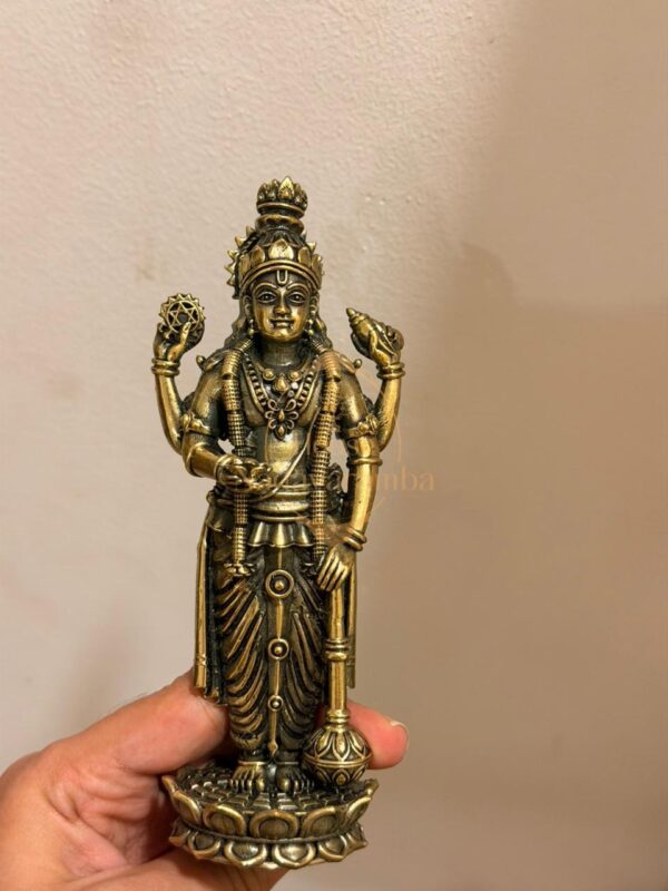 Istadevatha Mahavishnu Idol – Intricately Crafted Idol